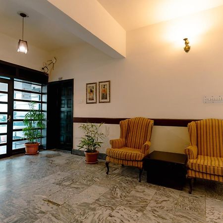 Hôtel Vip House à Peshawar Extérieur photo